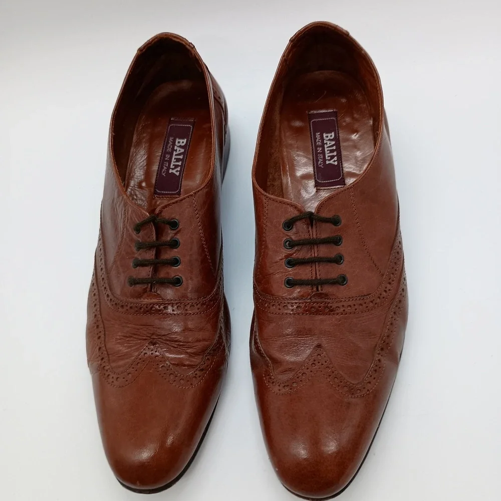 Bally Mens Wingtip Oxford Leather Dress Shoes Cognac Brown Made in Italy Size 11